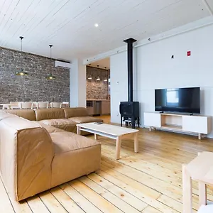 https://la-maison-par-les-lofts-vieux-quebec.hotelsquebeccity.net
