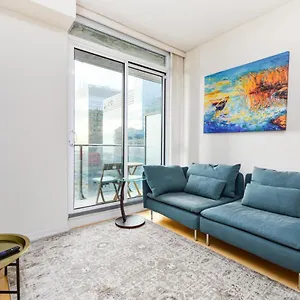 luxury-2-bedroom-downtown-toronto-condo-w-v-parkin.niagara-fallshotels.com/