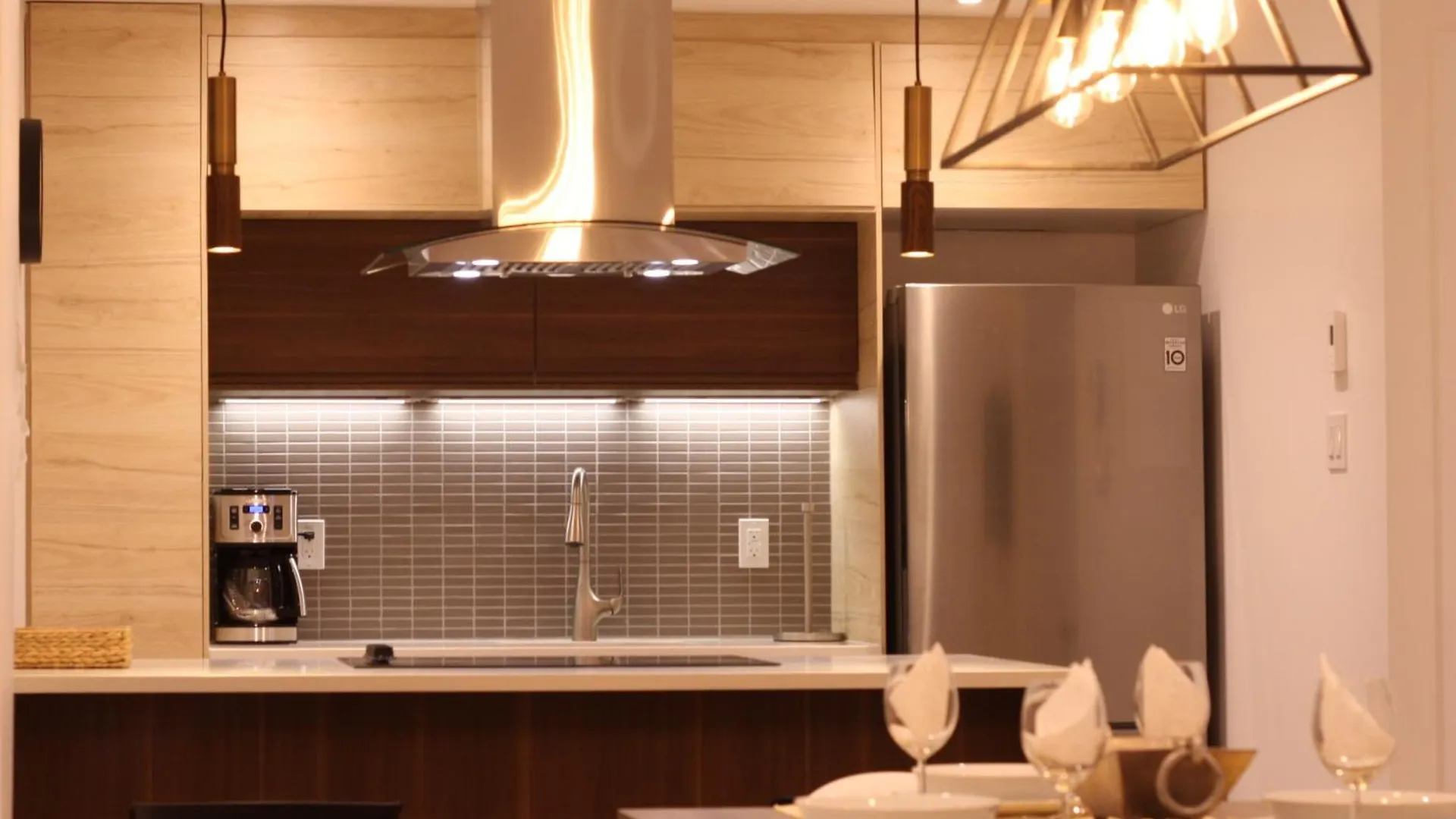 Apartamento Luxueux - Deco Moderne, Rosemont Montreal